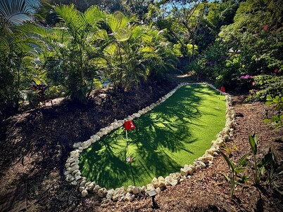 Bungalow w/ Heated Pool by Downtown & Beaches