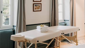 Quarto casal, vista para a piscina (Chambre Pyla) | Spa