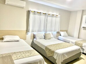 Basic Triple Room | Free WiFi, bed sheets
