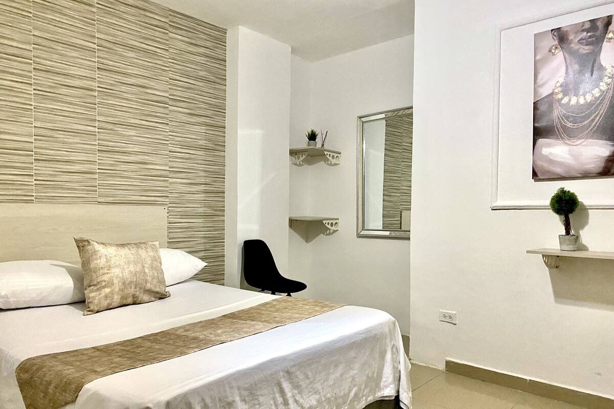 Habitación básica doble | Wifi gratis y ropa de cama 