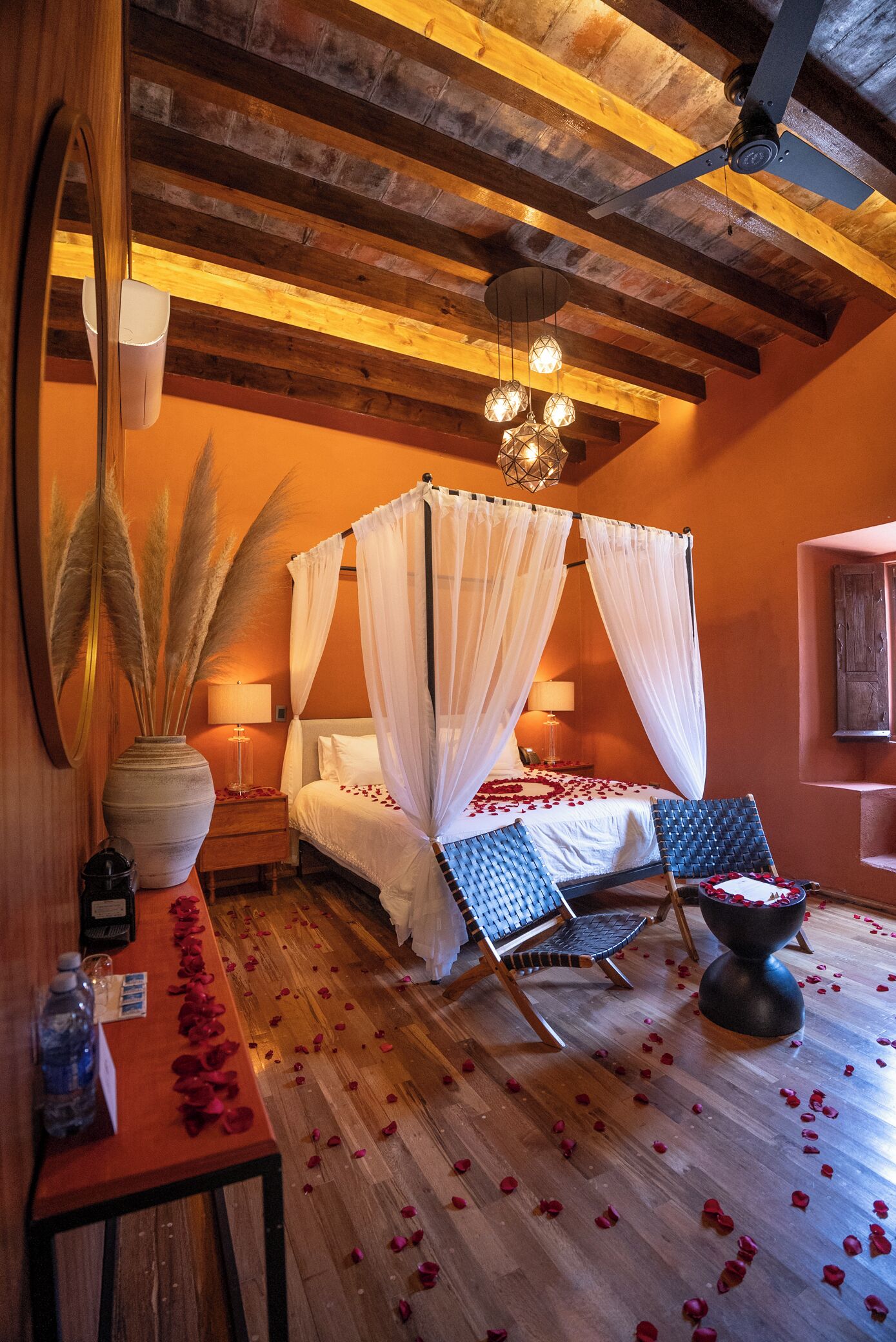 luxury room | hypo-allergenic bedding, down duvets, select comfort beds