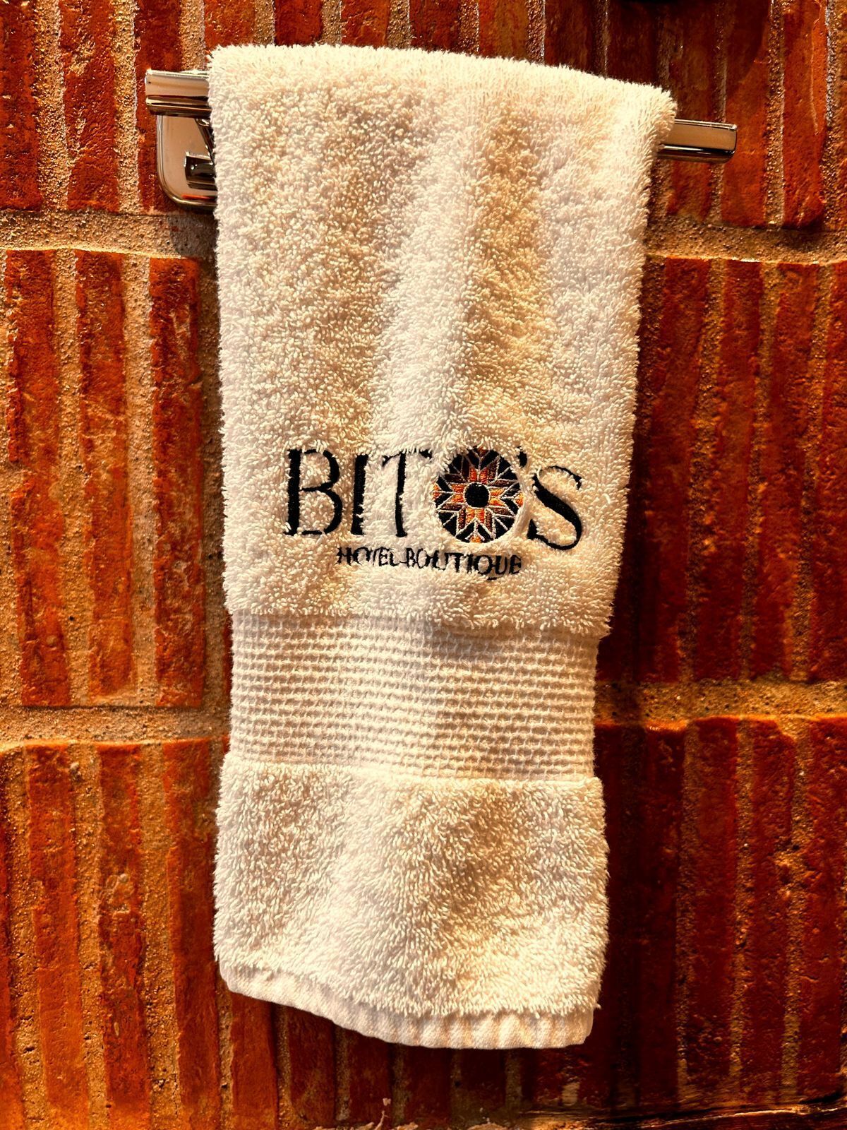 junior room | hypo-allergenic bedding, down duvets, select comfort beds