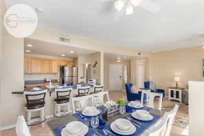 Dining - (RP) Beautiful Condo on Golf Course, Gated, Pool (Mesa)