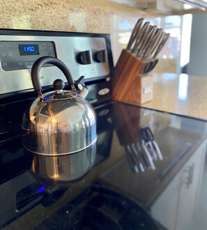 Kahvia ja/tai kahvinkeitin