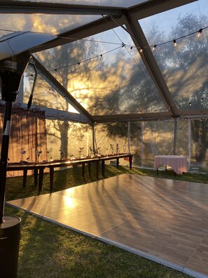 Outdoor dining - Quiet & Cozy Retreat with Fireplace  (Leander)