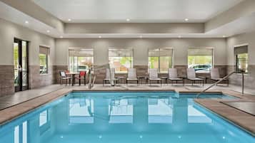 Piscine couverte