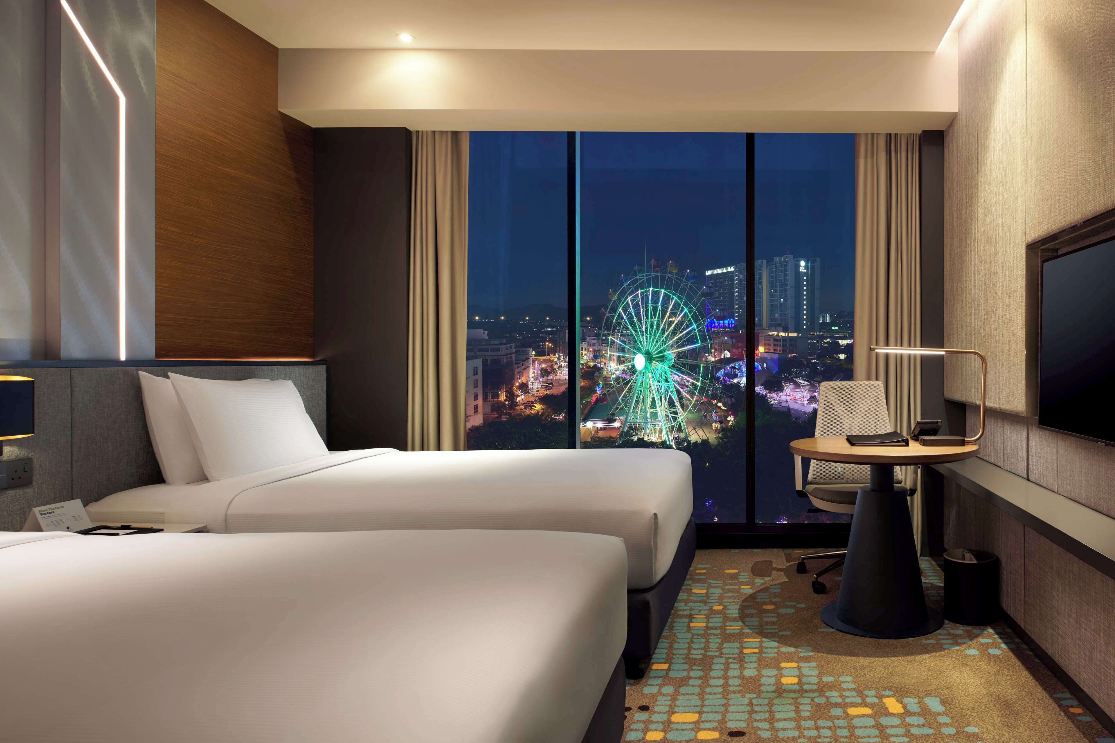 Twin Deluxe Room Park View