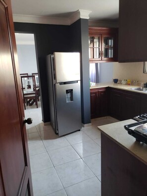 Interior - 5 minutes to everything in town. Cozy & huge! (San Francisco de Macoris)