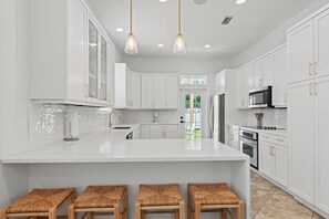 Fridge, microwave, oven, stovetop - Coco Villa: Luxury stay, Heated Pool, 3 Blocks to Beach (Jacksonville Beach)