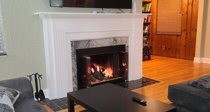 Adorable 3 bedroom with large backyard great for family fun