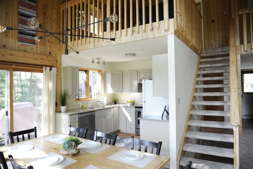 Mid Century Mountain Modern Cabin