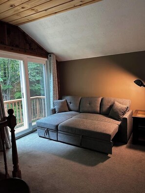 Een smart-tv en een open haard