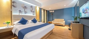 GeLi Hotel (Cenxi People's Hospital Bus Terminal)