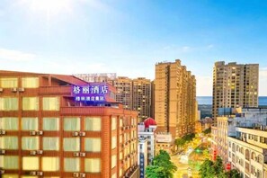 Exterior - GeLi Hotel (Cenxi People's Hospital Bus Terminal) (Cenxi)