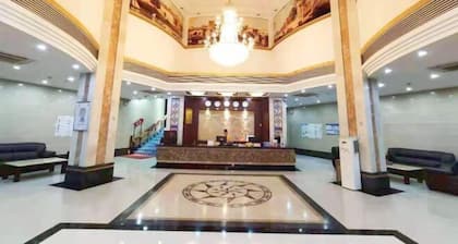 Zhuhai Xinhong Hotel (Daxin Xinduhui Branch)