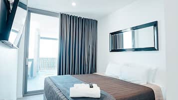 Executive Retreat with Water Views | 3 bedrooms, premium bedding, memory foam beds, individually decorated