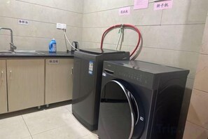 Unclassified image, 3 of 34, button - Lijing Hotel (Ningbo)