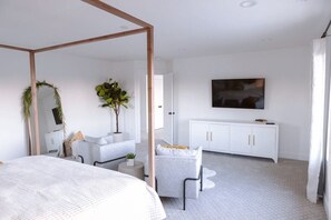 6 makuuhuonetta, silitysrauta/-lauta, ilmainen Wi-Fi, vuodevaatteet