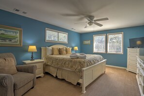 5 bedrooms, iron/ironing board, free WiFi, bed sheets