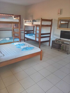 Quadrupla familiare | Con arredamento individuale