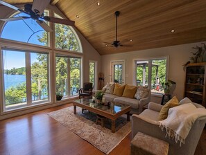 Smart TV, fireplace, DVD player, books