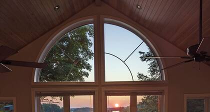 All season Bedford Lake House with sunset views on Devil Lake