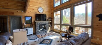 Cozy cabin in Cobbly Nob