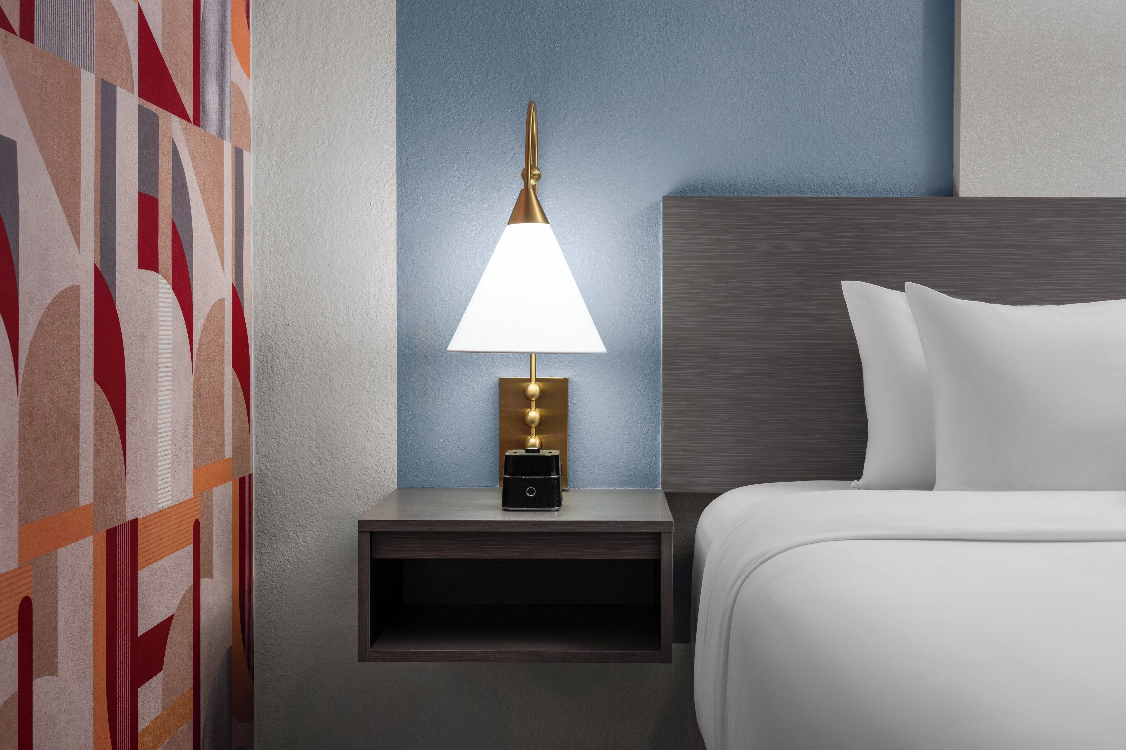 Desk, laptop workspace, iron/ironing board, free WiFi