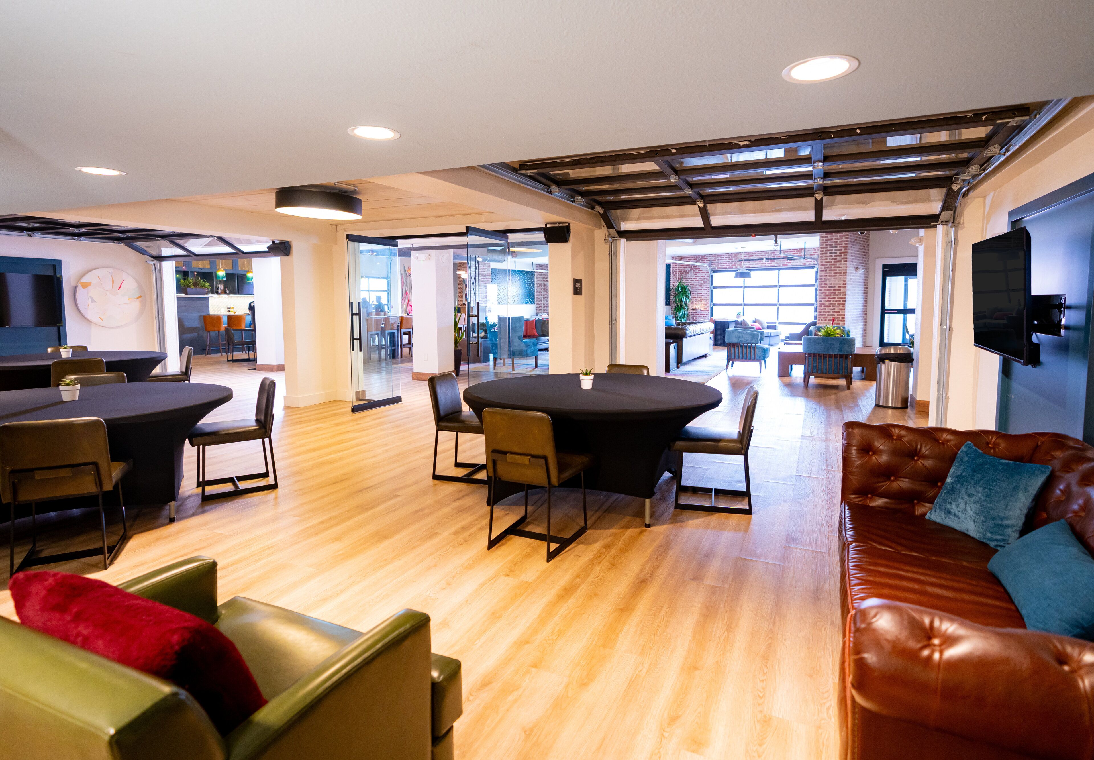 Meeting facility