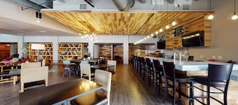 โวโค คอลเลจ สเตชัน แอกกีแลนด์ บาย IHG