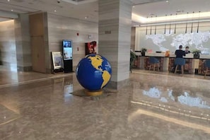 Lobby - Kaimu Hotel (Yiyang Ziyang District Changchun Industrial Park) (Yiyang)