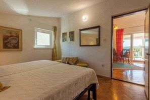 1 bedroom, WiFi - Holiday apartment mit Balkon und Meerblick (Jadranovo)