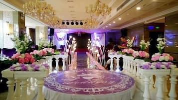 Innenbereich für Hochzeiten