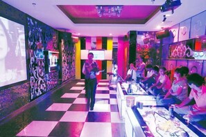 Dining - Y. H. Continental Grand Hotel (Jiangle)