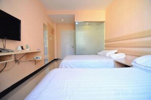 Unclassified image, 5 of 29, button - Pebble Motel (Jiusan Road Bus Station, Lvshun) (Dalian)