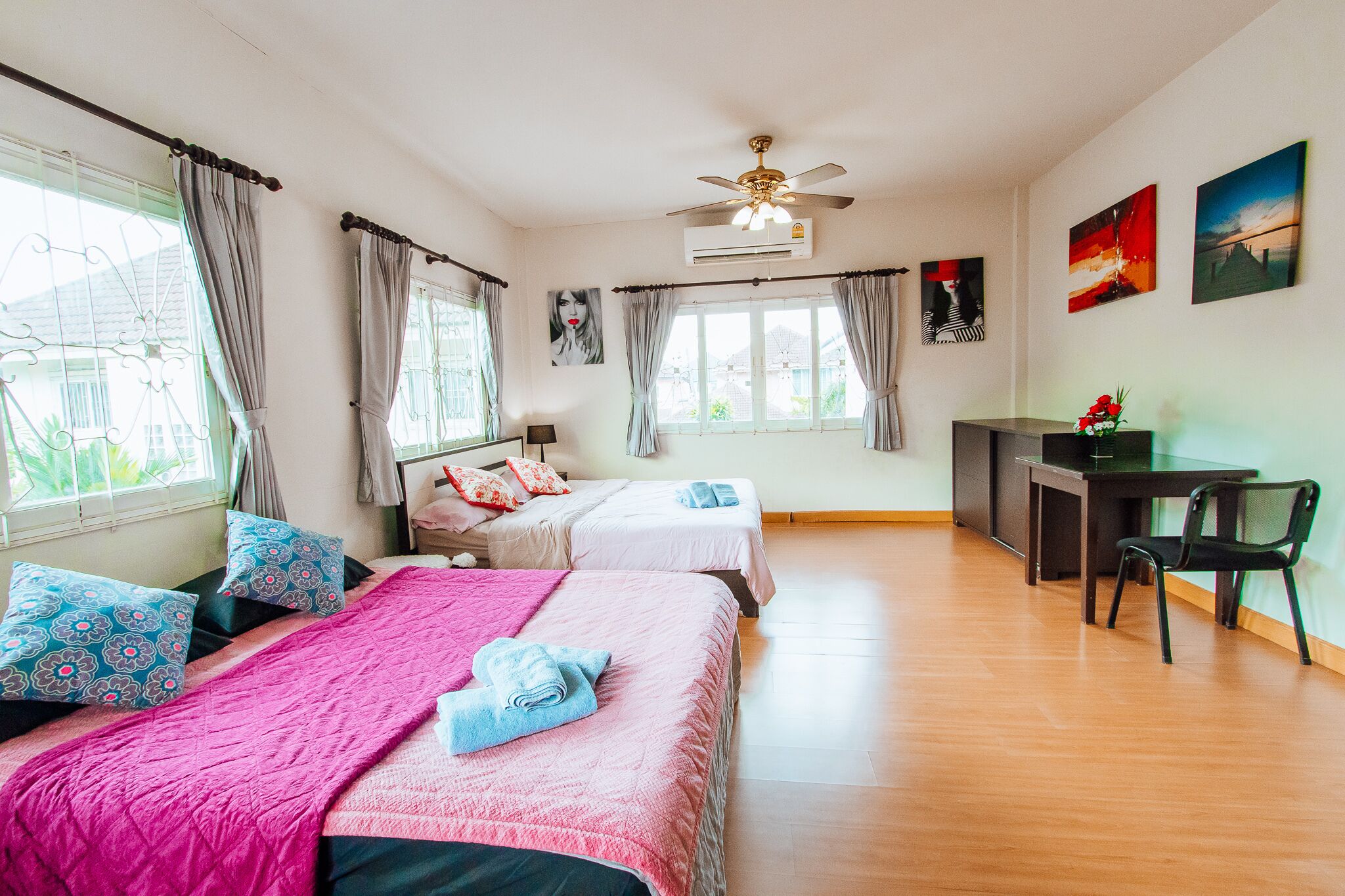 3 bedrooms, iron/ironing board, WiFi, bed sheets