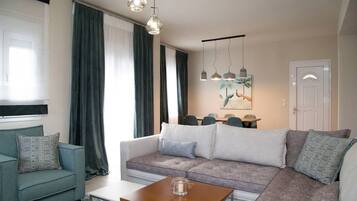 Télévision, cheminée