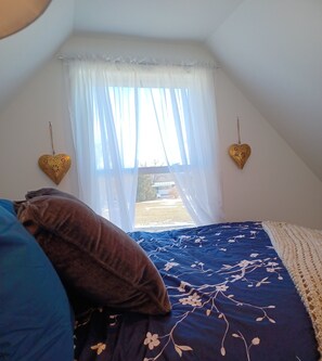 2 chambres, fer et planche à repasser, lit parapluie, Wi-Fi gratuit