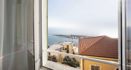 Holiday Apartment in the Old City with Seaview & Shared Garden