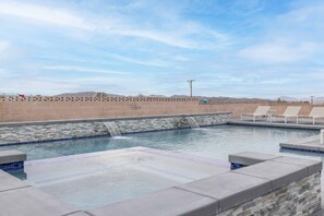 Pool - Exquisite Villa: Pool, Spa & Gorgeous 360 Views! (Twentynine Palms)