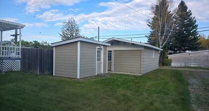 Furnished house in Geraldton