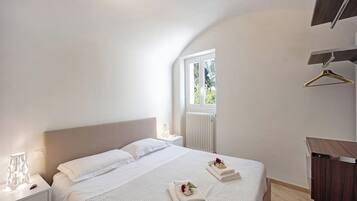 1 Schlafzimmer, Bügeleisen/Bügelbrett, Bettwäsche