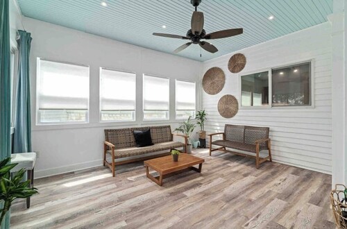 Stunning Historic Home WALK to Plaza & Westport!