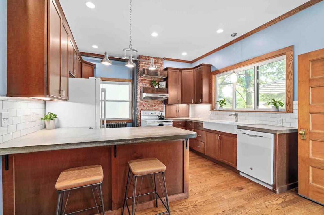 雪櫃、微波爐、焗爐、爐具