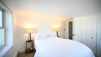 3 soverom, skrivebord, strykejern/-brett og wi-fi (inkludert)