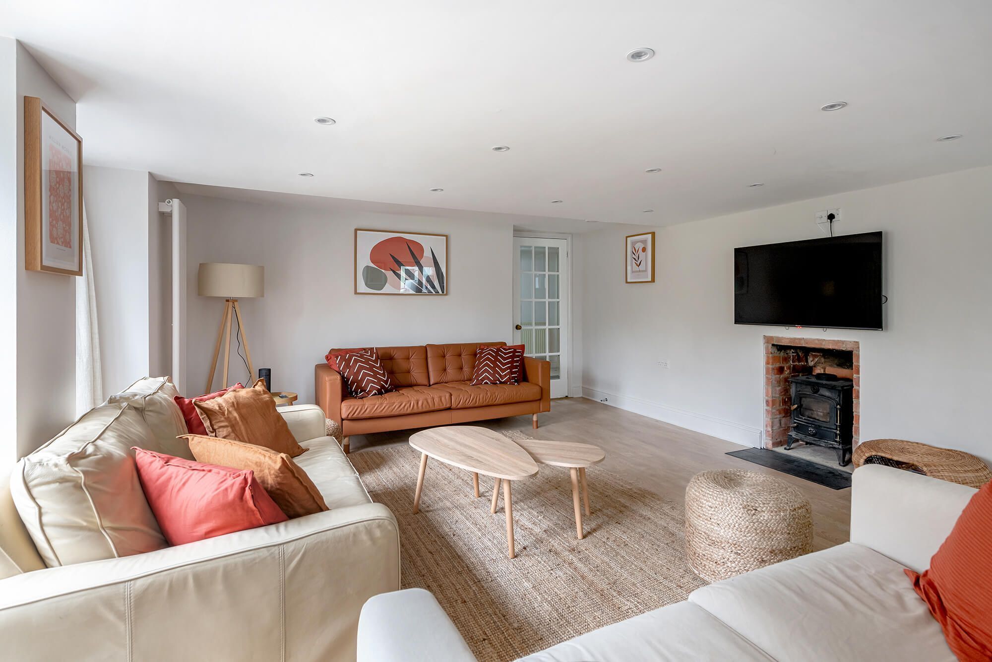 TV, fireplace, DVD player