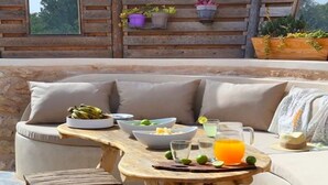 Coffee/tea maker, stovetop, electric kettle, high chair - Splendid Villa With sea View (Sidi Kaouki)