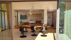 Unclassified image, 3 of 42, button - 13 Bedroom Villa With Heated Pool, Golf Course, Seaside (Essaouira)