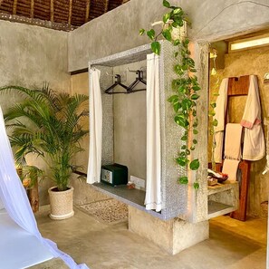 Bathroom - Rock And Sea Resort,baobab Suite (Watamu)