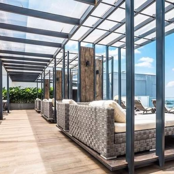 Habitación, 1 habitación, con acceso para personas discapacitadas, para fumadores | Vista desde la propiedad